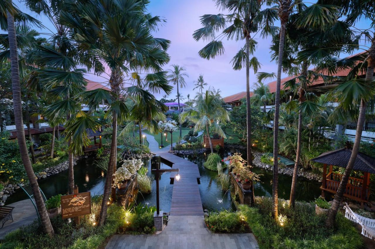 Bali Dynasty Resort Kuta Lombok Exteriör bild